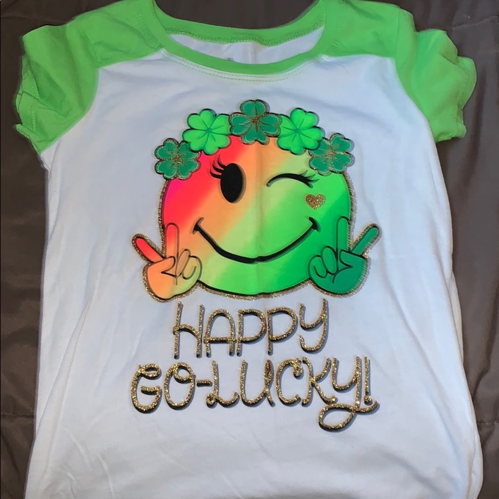 happy go-lucky tee